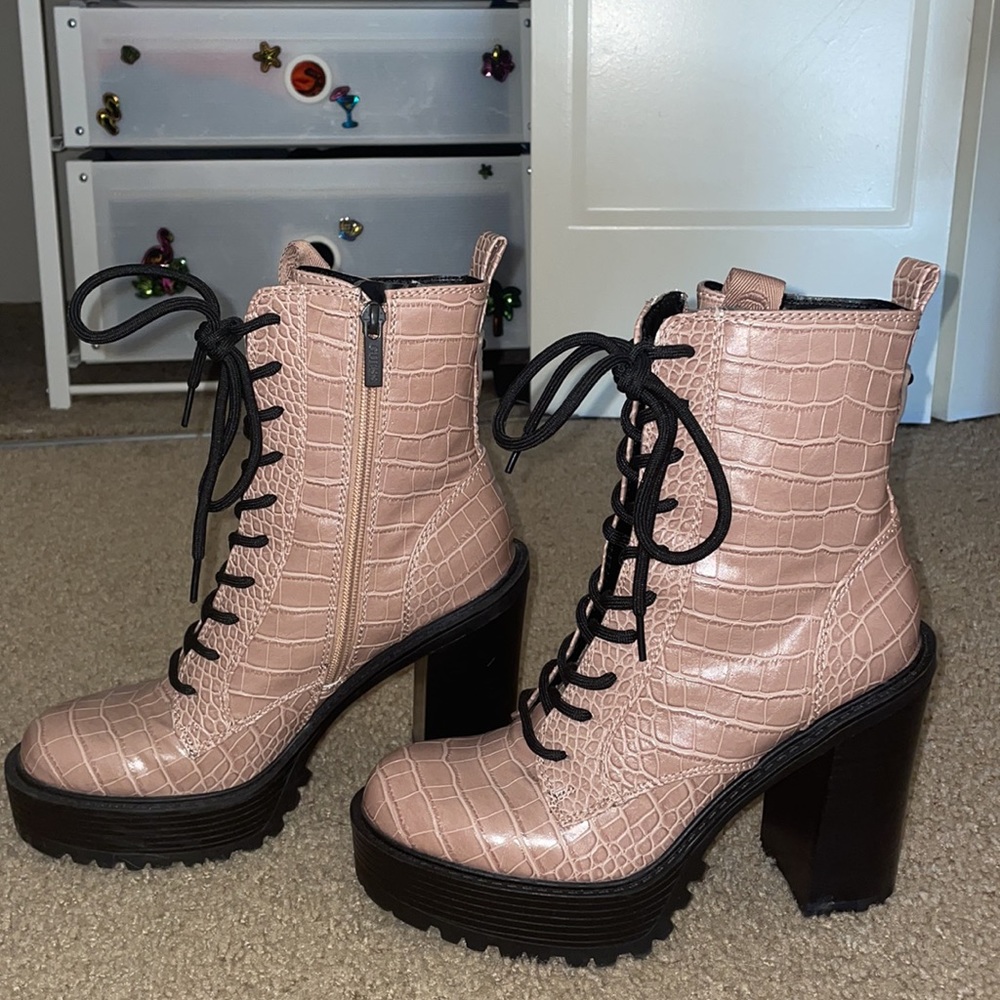 GUESS booties